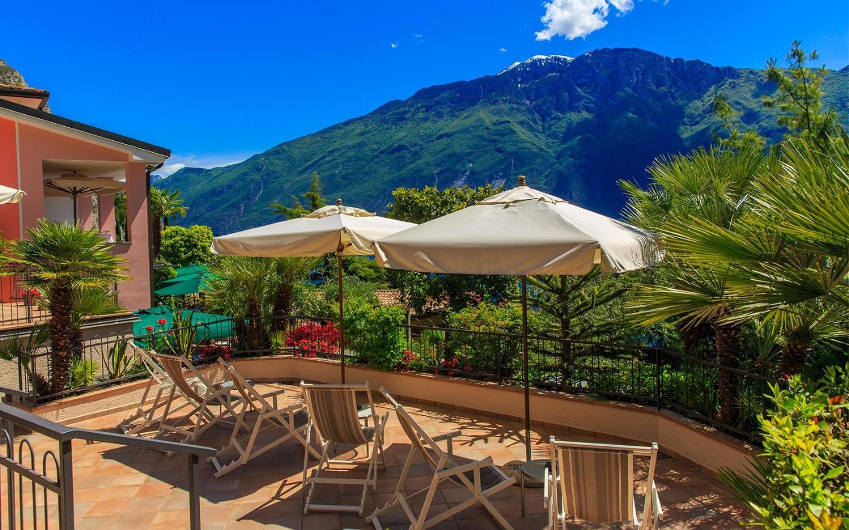 Hotel La Gardenia & Villa Oleandra Limone sul Garda Room photo