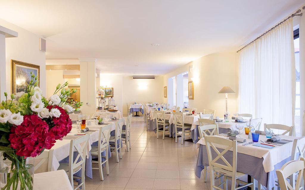 Hotel La Gardenia & Villa Oleandra Limone sul Garda Exterior photo