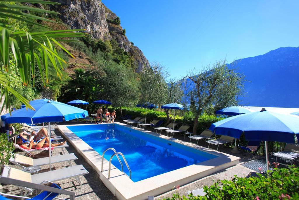 Hotel La Gardenia & Villa Oleandra Limone sul Garda Exterior photo