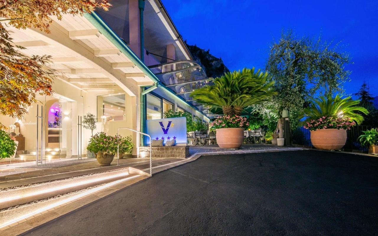 Hotel La Gardenia & Villa Oleandra Limone sul Garda Exterior photo